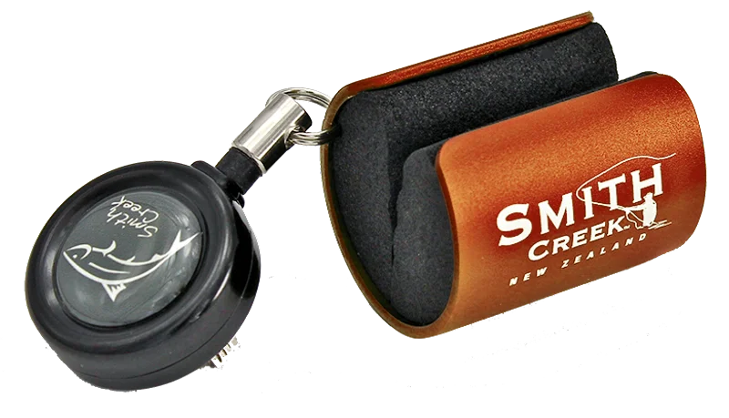 SIMMS Rod Clip™ with zinger